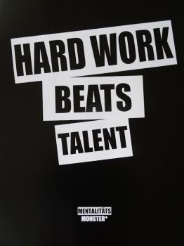 Poster Hard Work Beats Talent